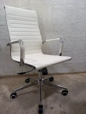 Photo - Luxury Office Chair (Leather)