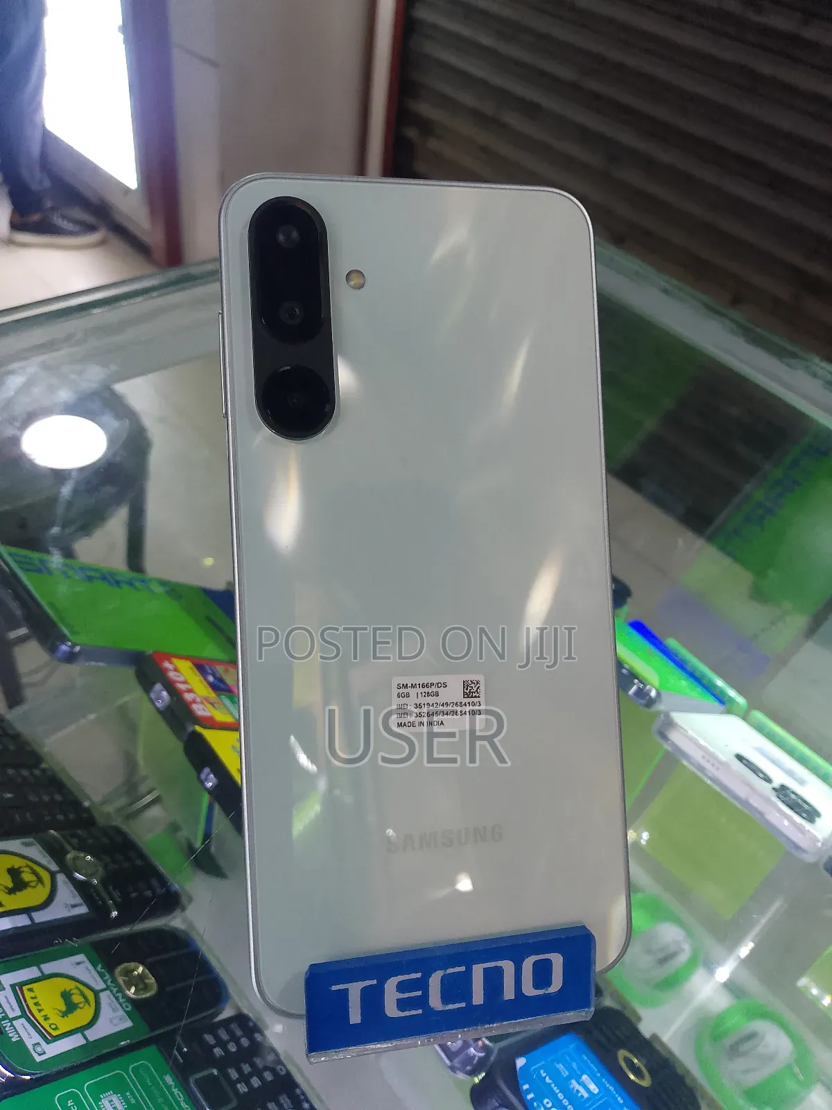 New Samsung Galaxy M16 128 GB Orange