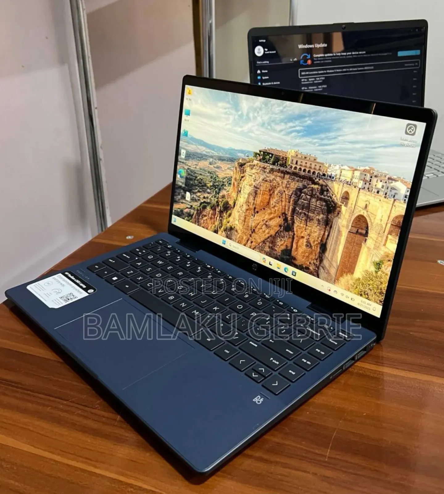 New Laptop HP Pavilion X360 8GB Intel Core I3 SSD 256GB