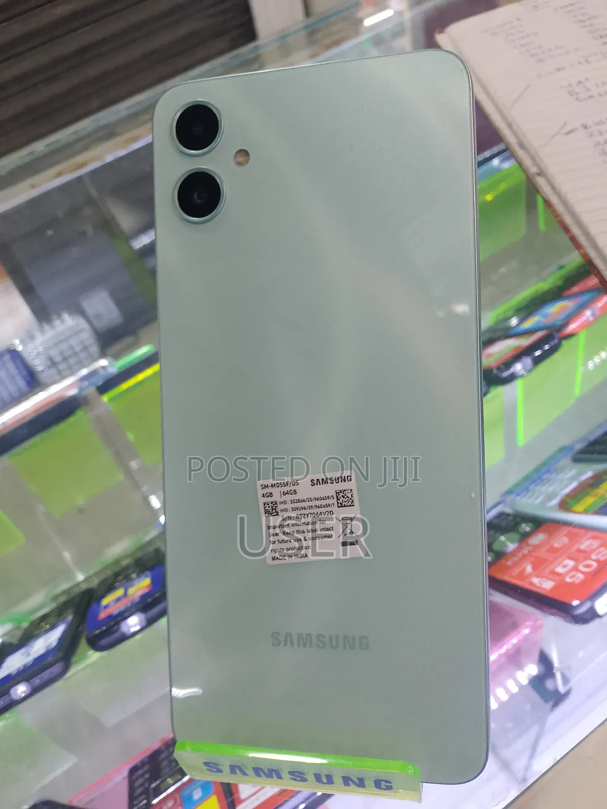 New Samsung Galaxy M05 64 GB Orange