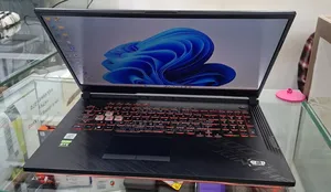 New Laptop Asus ROG Strix SCAR 15 16GB Intel Core I7 SSD 1T