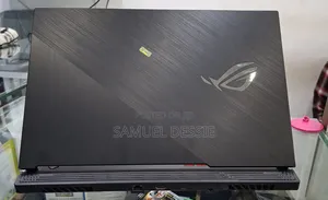 New Laptop Asus ROG Strix SCAR 15 16GB Intel Core I7 SSD 1T