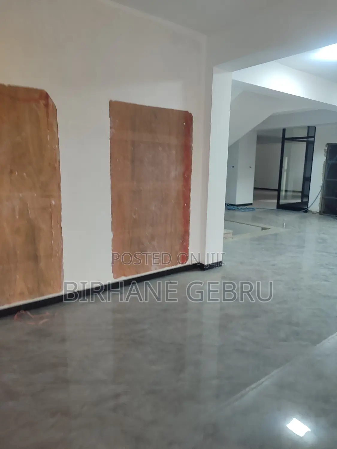 Complex Luxury Apartiment Rent for Business