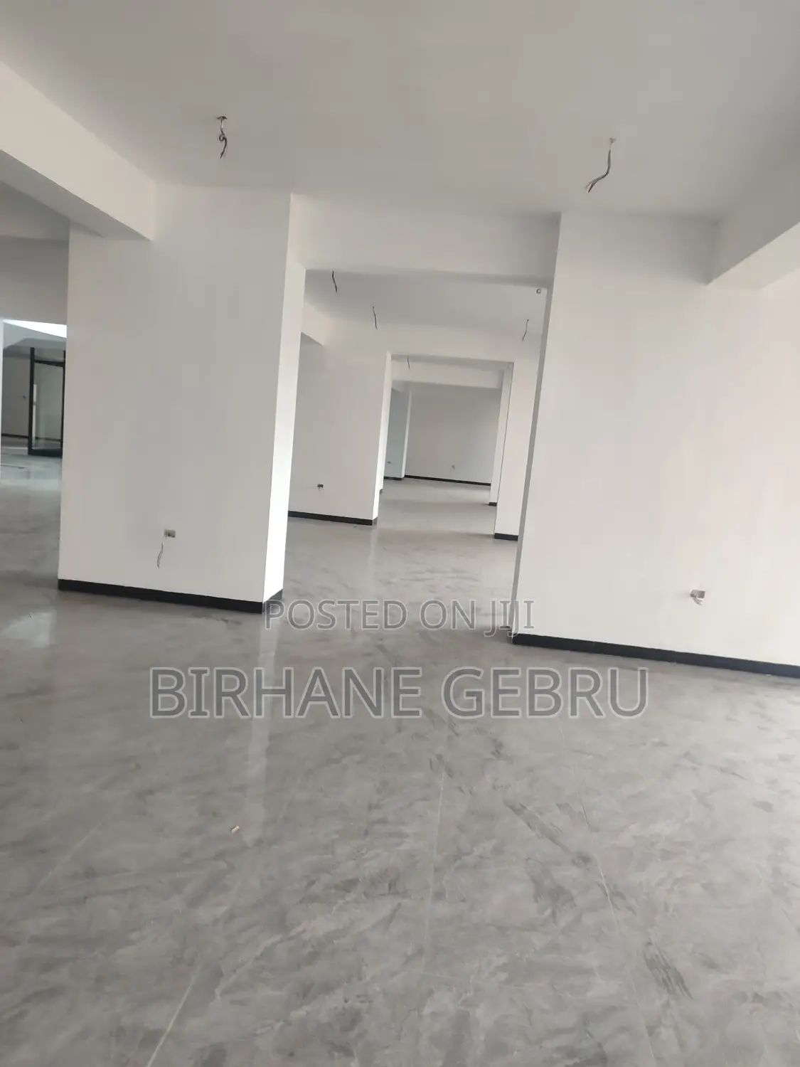 Complex Luxury Apartiment Rent for Business