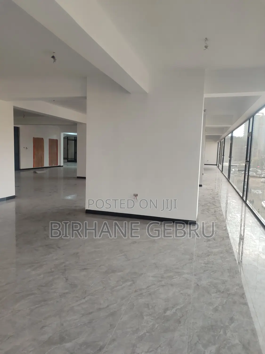 Complex Luxury Apartiment Rent for Business