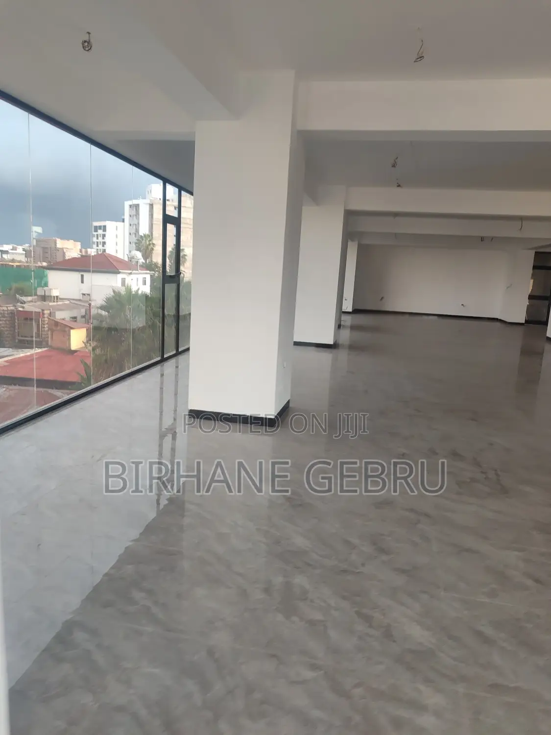 Complex Luxury Apartiment Rent for Business