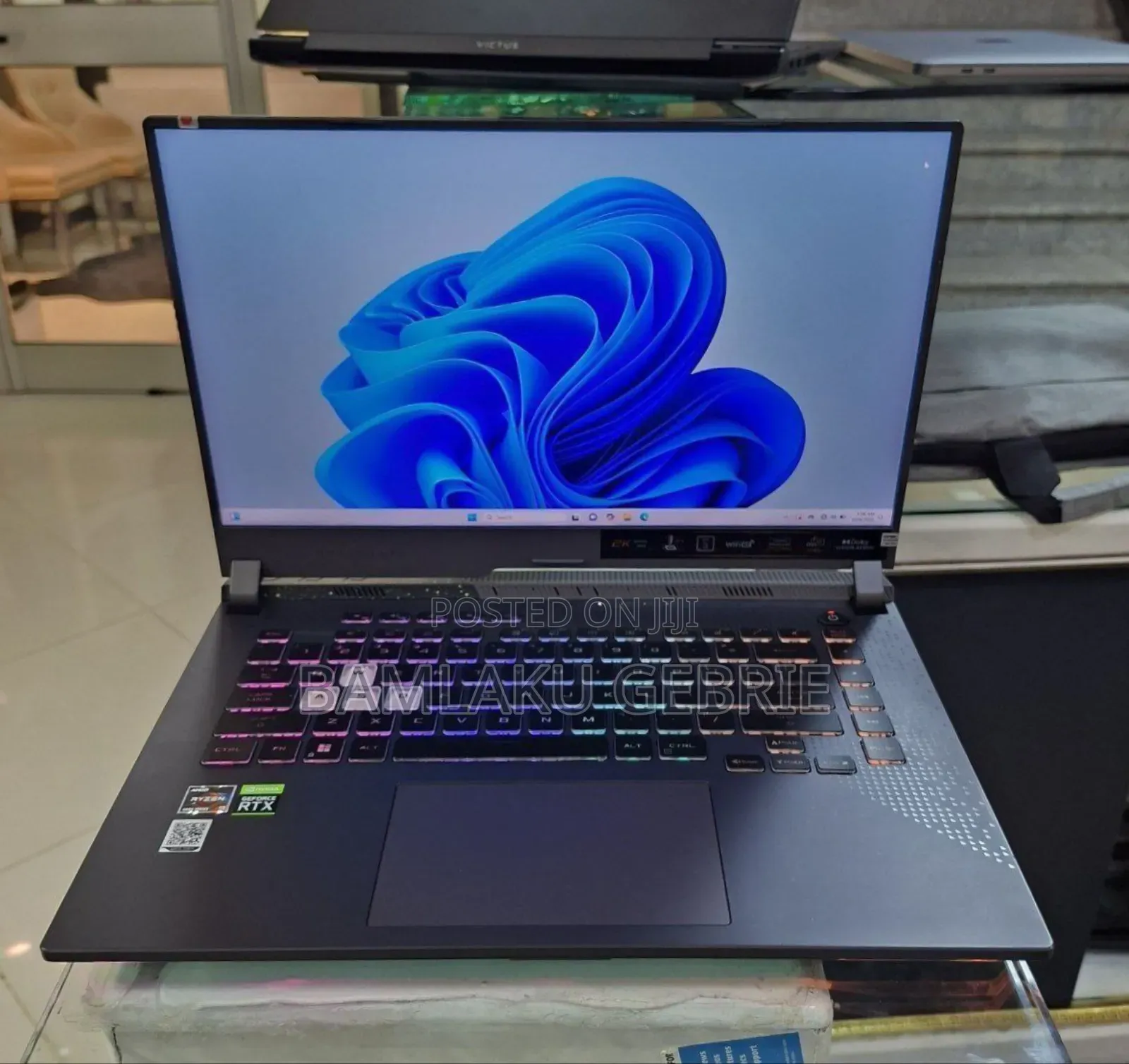 New Laptop Asus ROG Strix G15 16GB AMD Ryzen 9 SSD 1T
