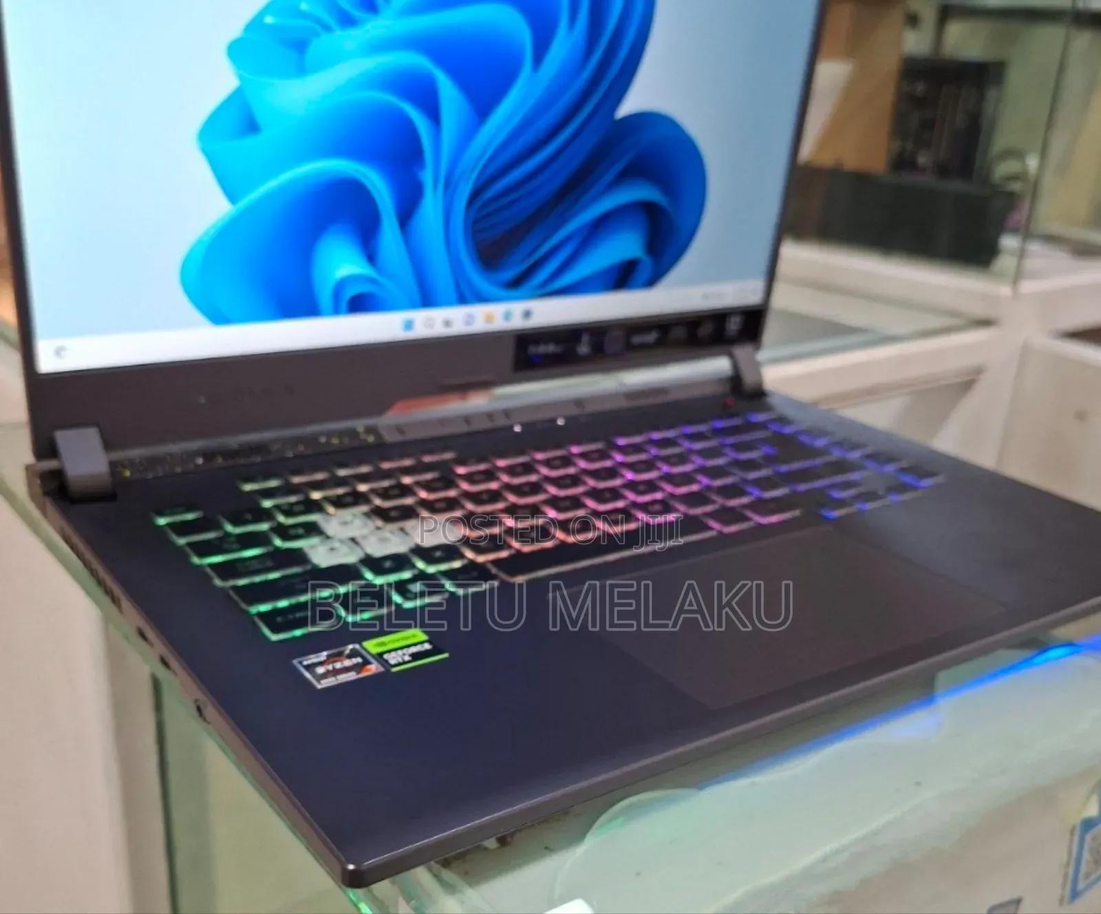 New Laptop Asus ROG Strix G15 16GB AMD Ryzen 7 SSD 1T