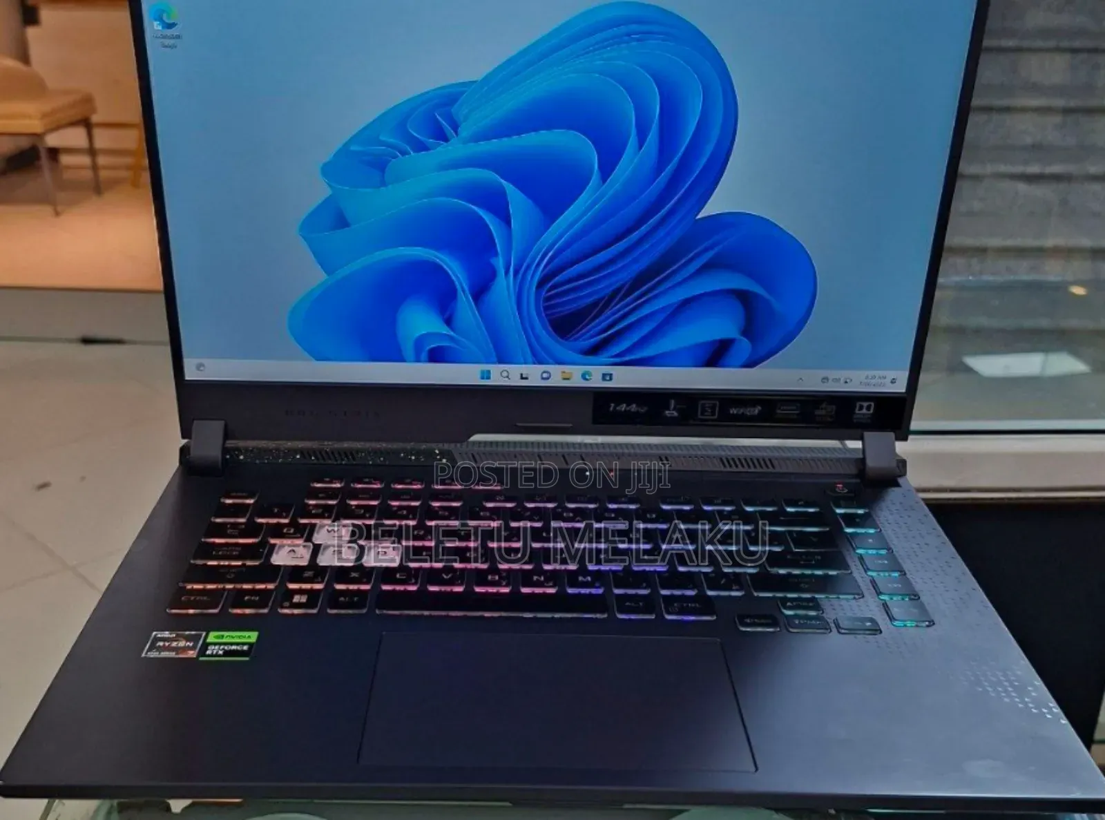 New Laptop Asus ROG Strix G15 16GB AMD Ryzen 7 SSD 1T