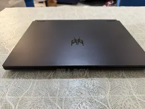New Laptop 32GB Intel Core i9 SSHD (Hybrid) 1T