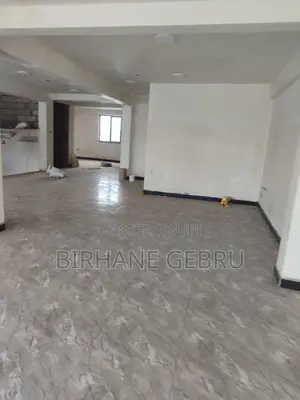 Complex Apartiment Rent for Cafe and Resturant