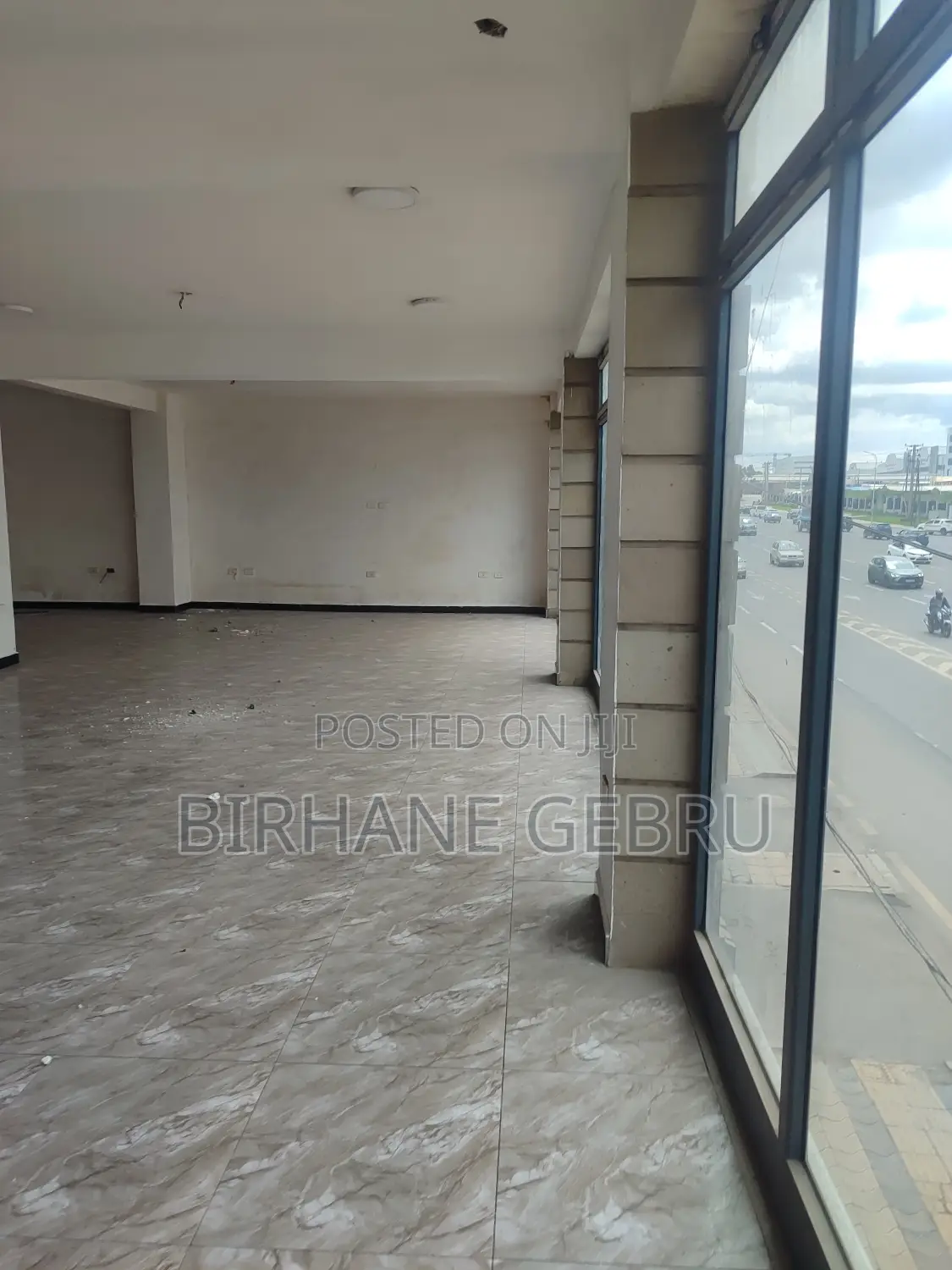 Complex Apartiment Rent for Training Office and Other Business