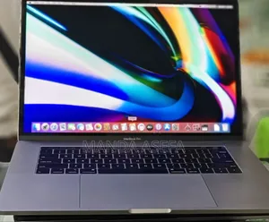 Photo - New Laptop Apple MacBook Pro 2019 32GB Intel Core I9 SSD 512GB