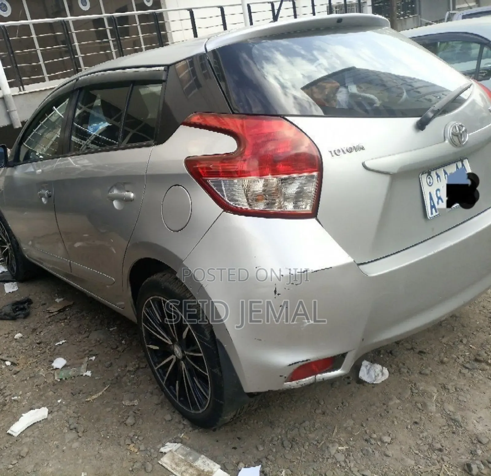 Toyota Yaris 2016 Silver