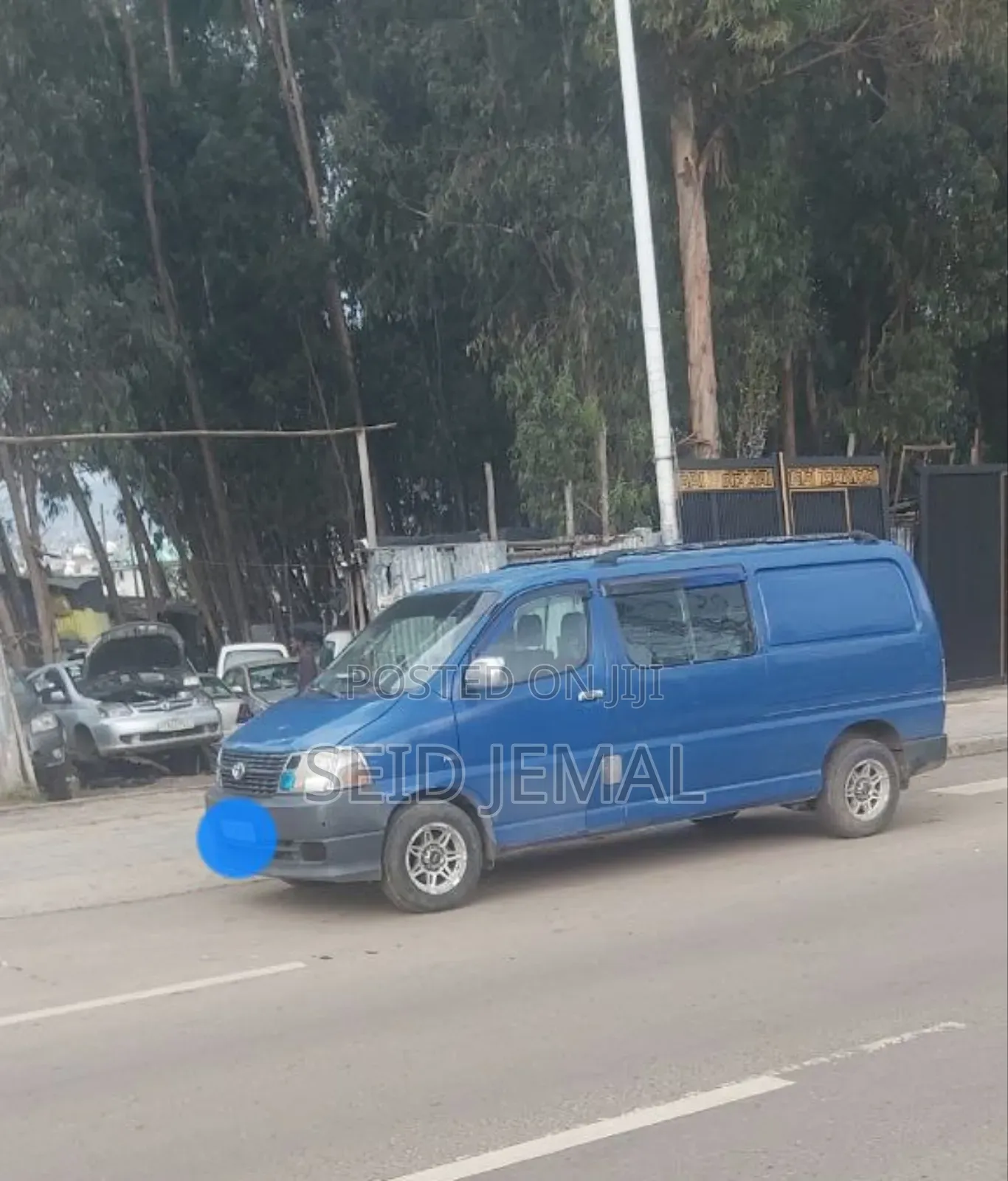 Toyota HiAce 2008 Blue
