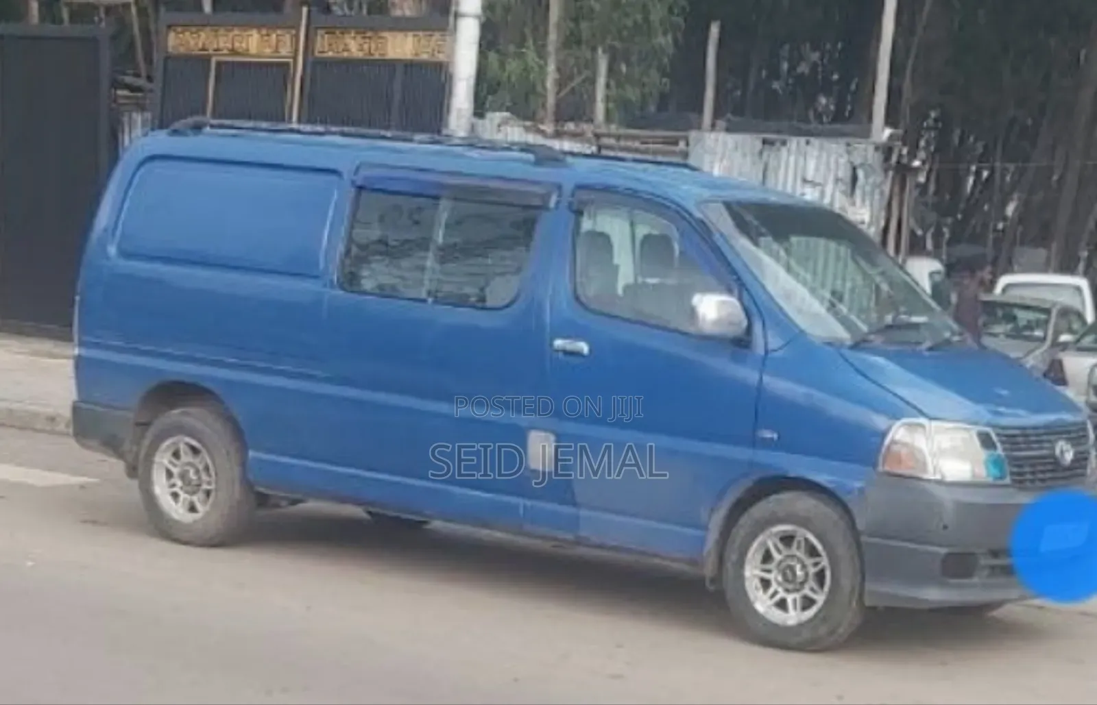 Toyota HiAce 2008 Blue