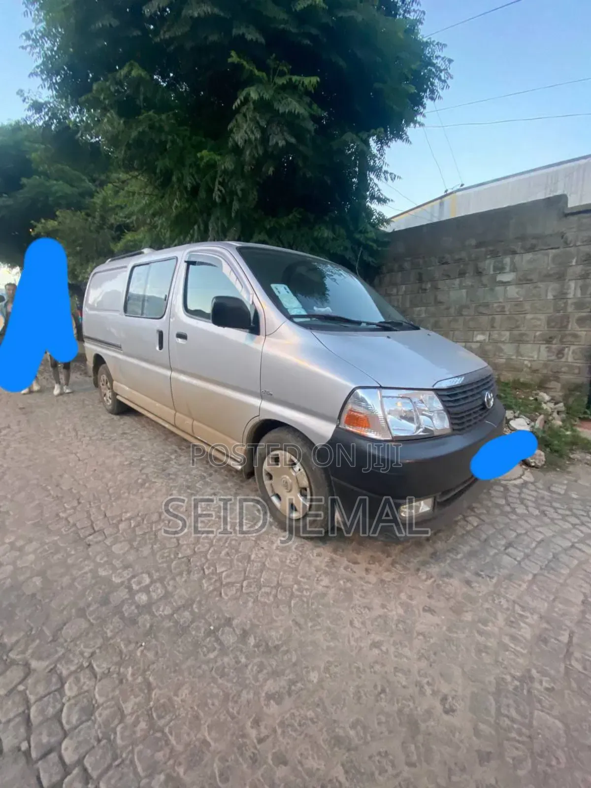 Toyota HiAce 2009 Silver