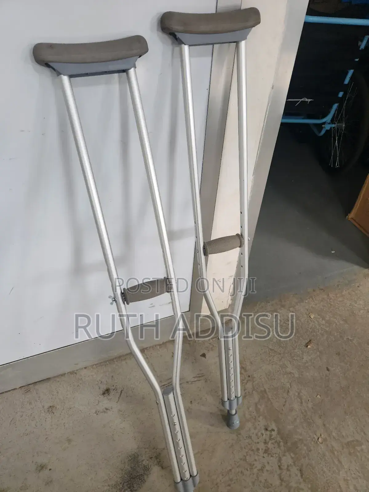 Axillary Bilateral Crutches胺你crutches鵝肝crutches予約crutches腕者crutches