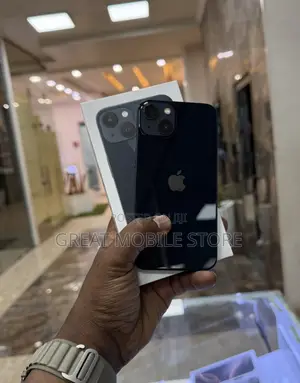 New Apple iPhone 13 128 GB Black