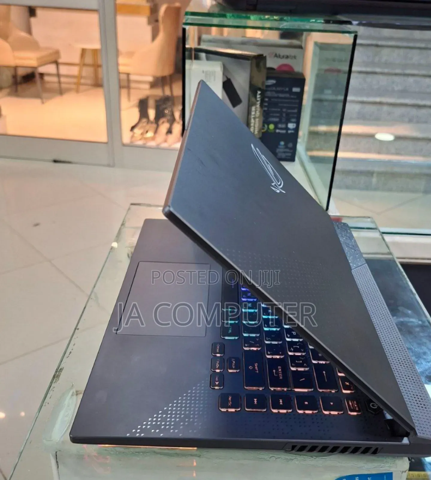 New Laptop Asus ROG Strix G15 16GB AMD Ryzen 7 SSD 1T