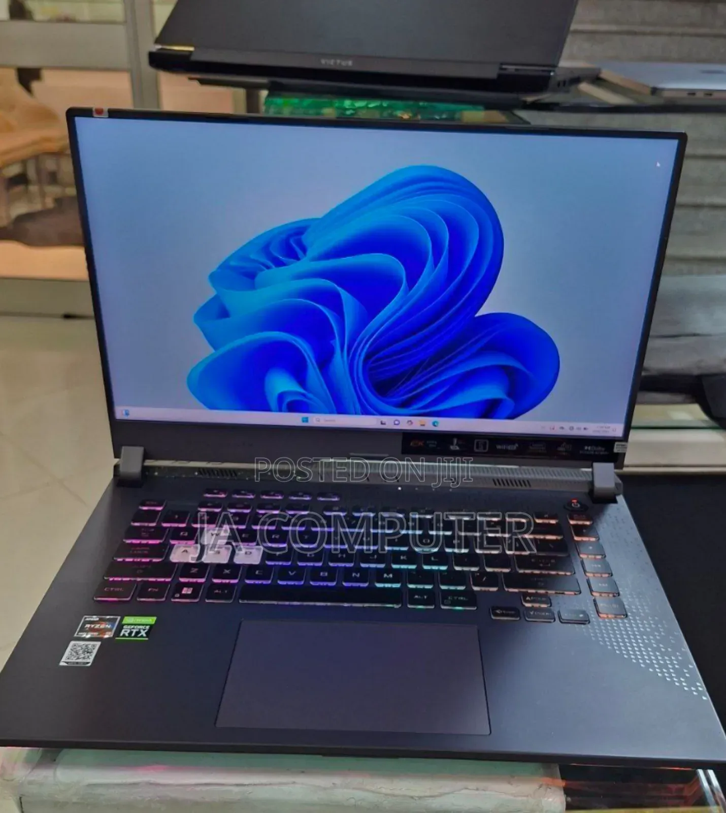 New Laptop Asus ROG Strix G15 16GB AMD Ryzen 9 SSD 1T