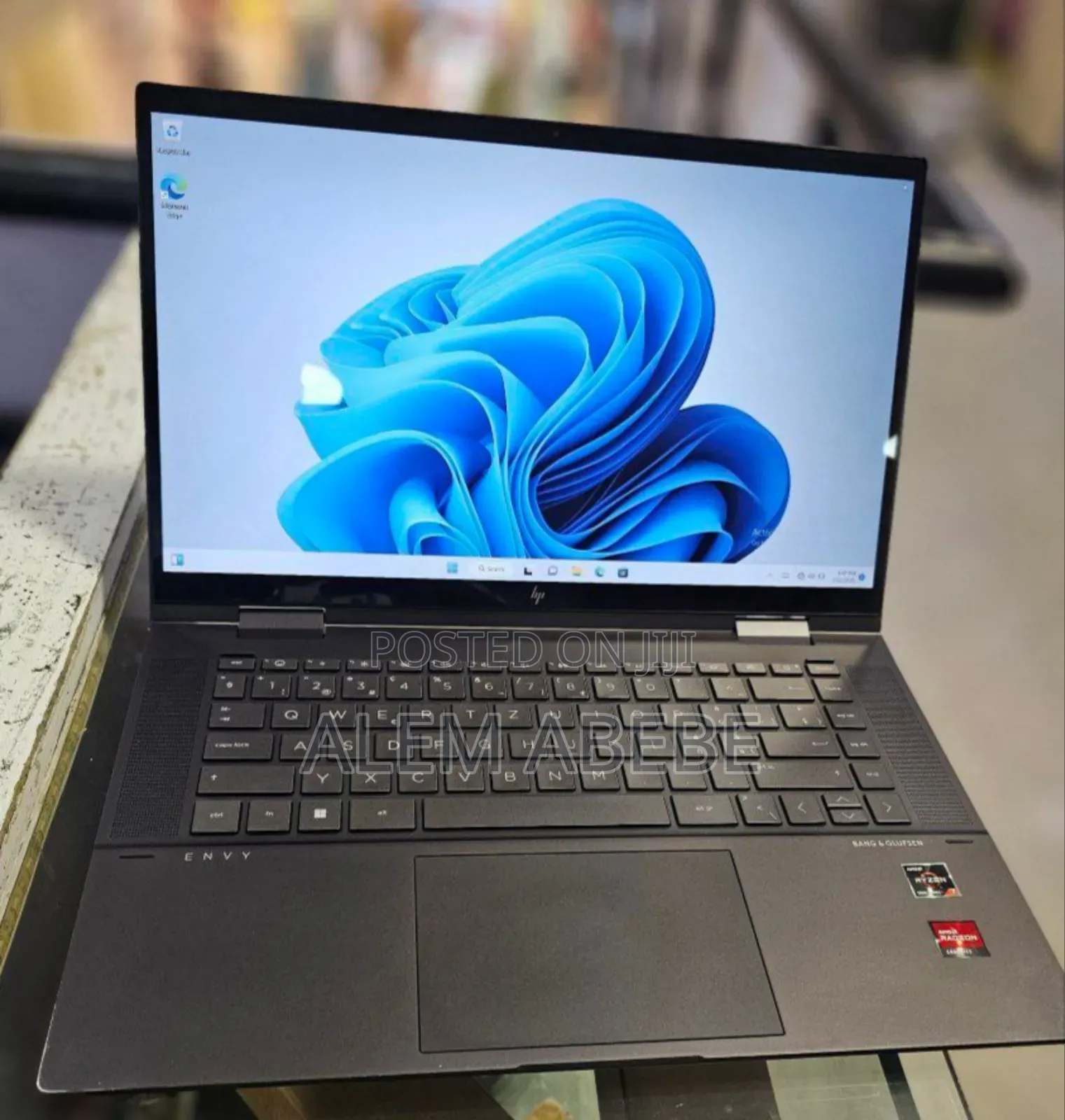 Laptop HP Envy X360 16GB AMD Ryzen 7 SSD 512GB