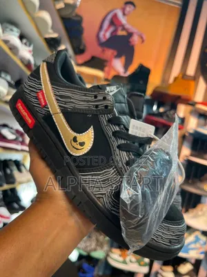 Photo - Nike Sb Dunk Supreme Panda Prank Master Quality Shoes