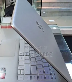 Laptop HP Stream Notebook 8GB AMD Ryzen 5 SSD 512GB