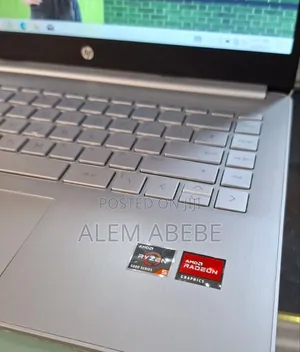 Laptop HP Stream Notebook 8GB AMD Ryzen 5 SSD 512GB