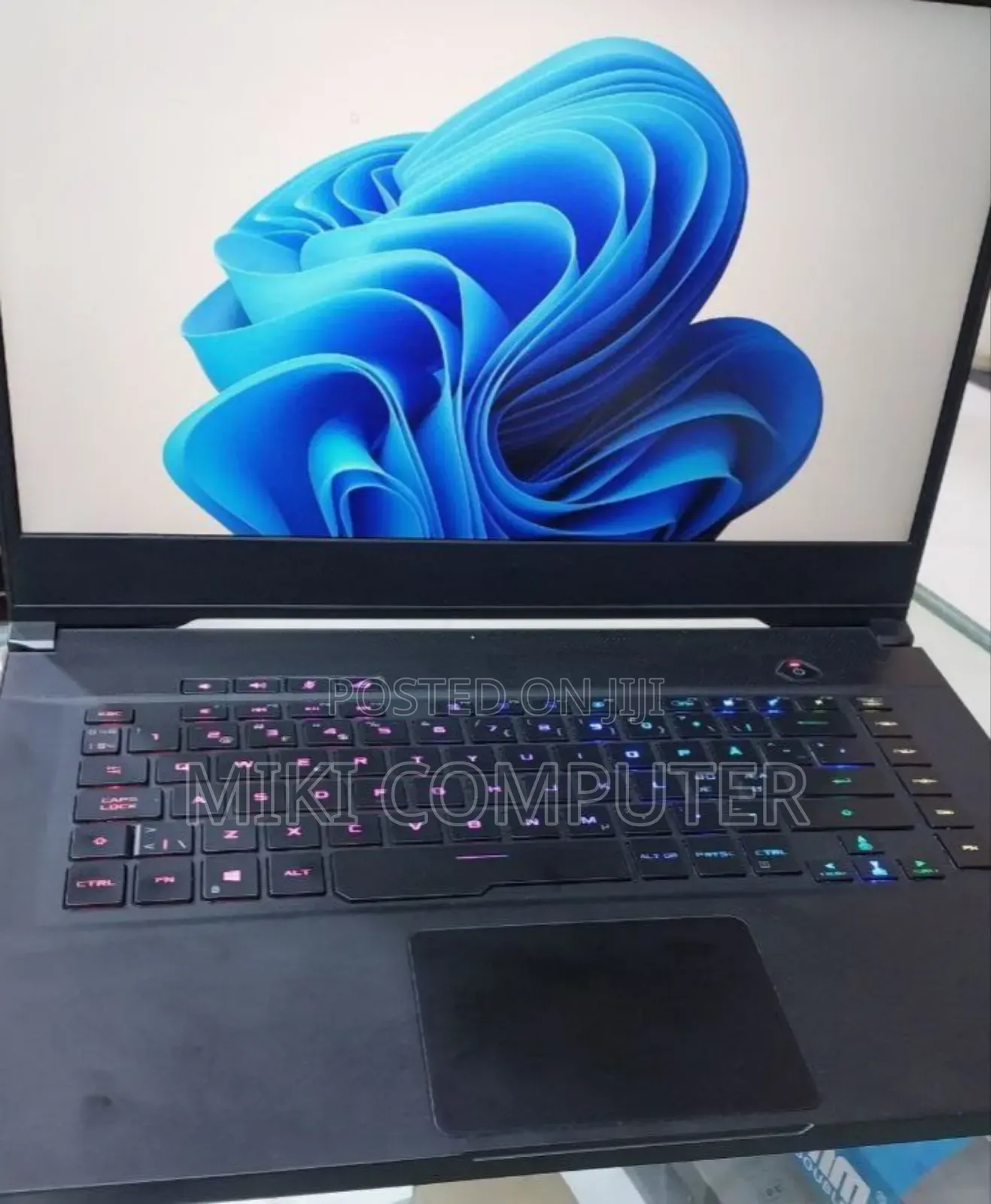 New Laptop Asus ROG Zephyrus G15 32GB Intel Core I7 SSD 1T