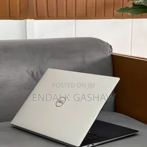 New Laptop Dell XPS 15 32GB Intel Core I7 SSD 1T