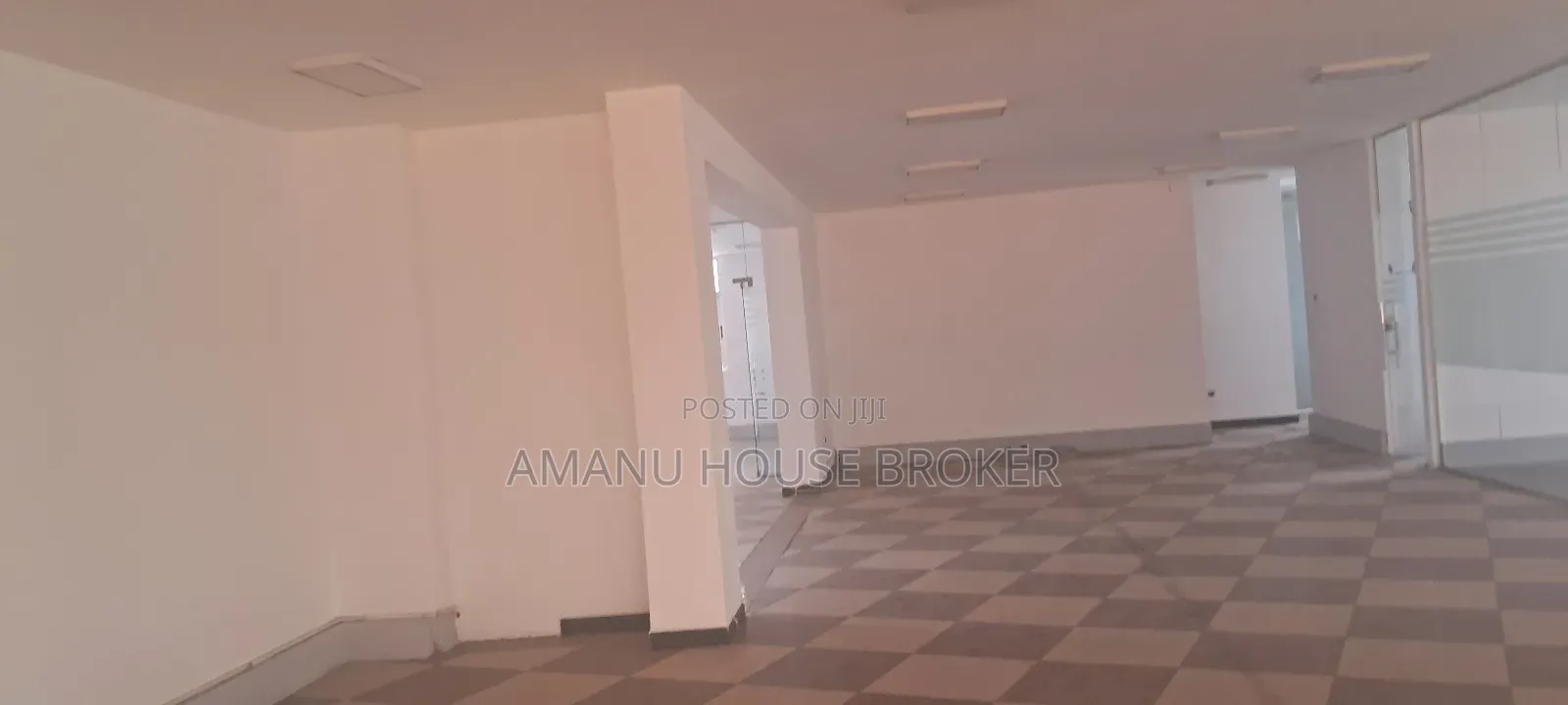 አስቸኳይ የሚከራይ ቢሮ 15sqm በ9ሺ ብር ሜክሲኮ