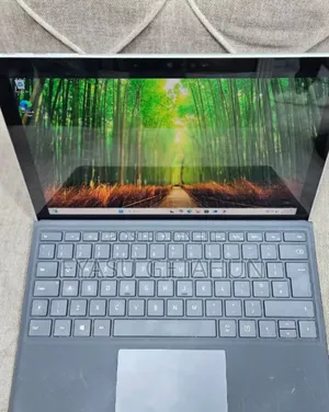 New Laptop Microsoft Surface Pro 7 16GB Intel Core I7 SSD 256GB