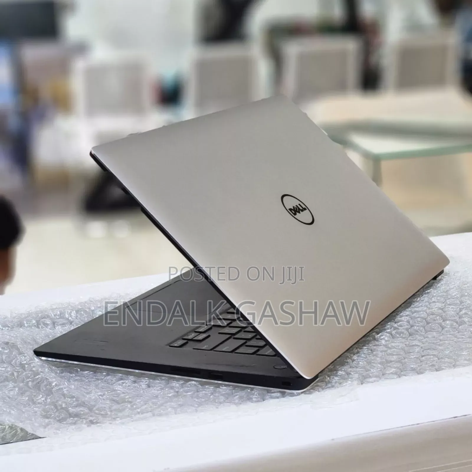 New Laptop Dell XPS 15 16GB Intel Core I7 SSD 512GB