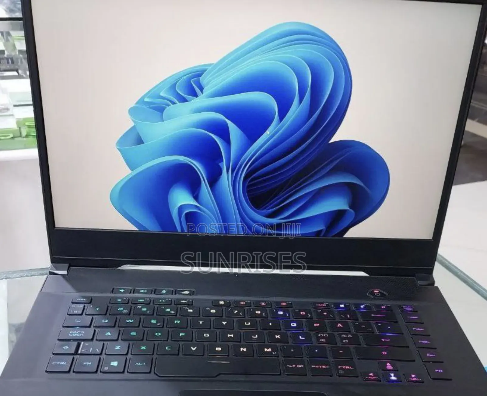 New Laptop Asus ROG Zephyrus G15 32GB Intel Core I7 SSD 1T