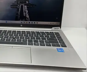New Laptop HP EliteBook 840 16GB Intel Core i5 SSD 512GB