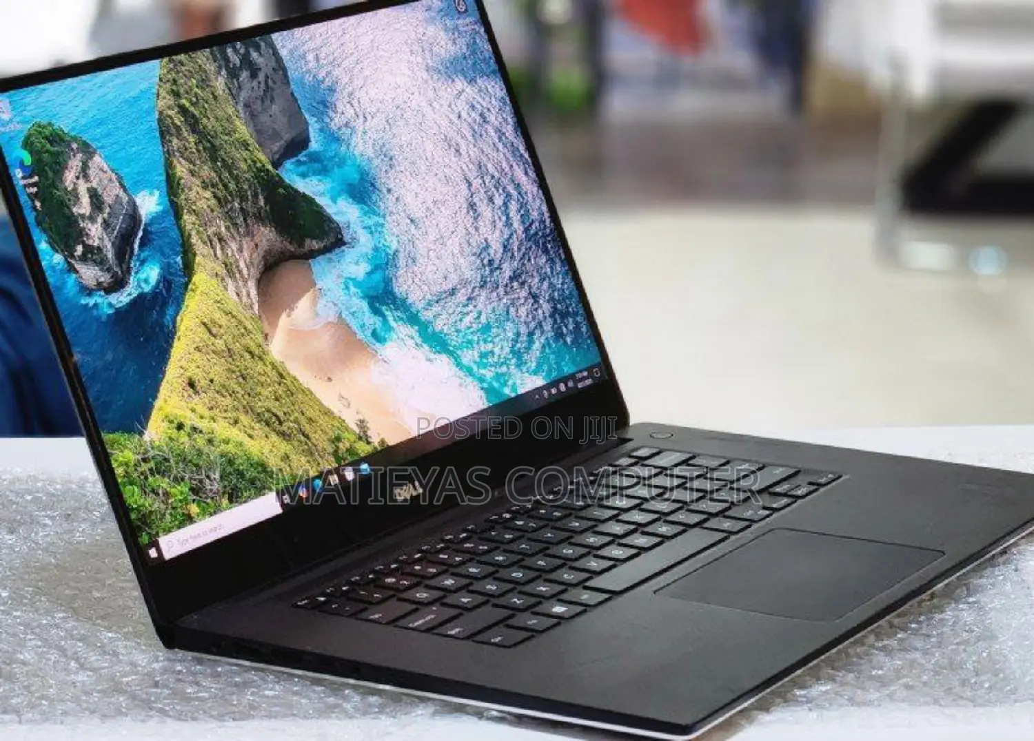 New Laptop Dell XPS 15 16GB Intel Core I7 SSD 512GB