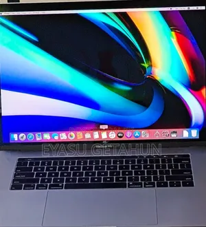 New Laptop Apple MacBook Pro 2019 32GB Intel Core I9 SSD 512GB