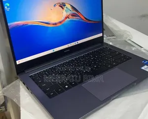 New Laptop Huawei MateBook 13 WRT-W19E 8GB Intel Core I5 SSD 512GB