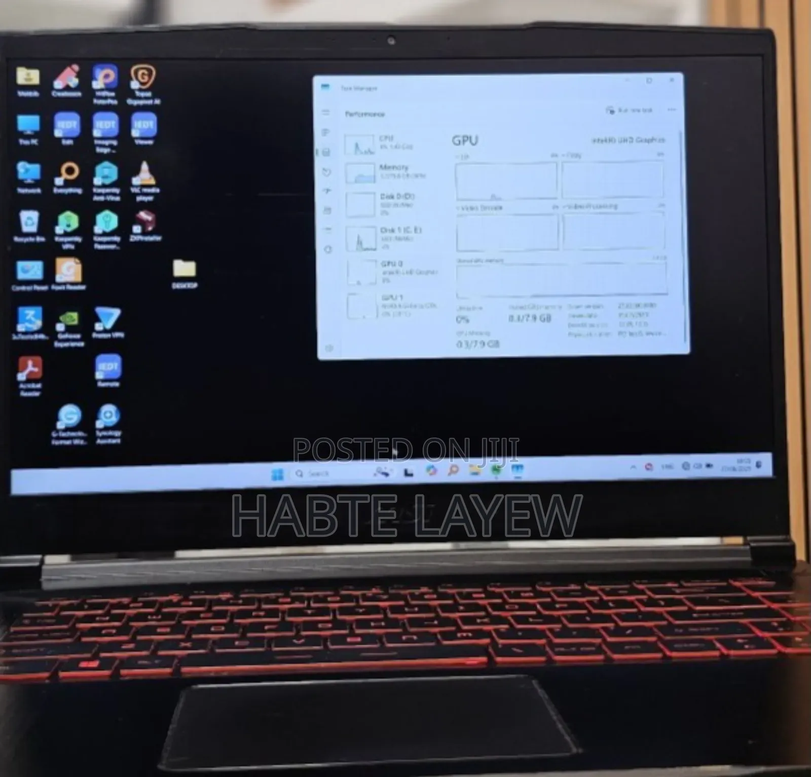 New Laptop MSI Raider GE76 12UGS 16GB Intel Core I7 SSD 1T