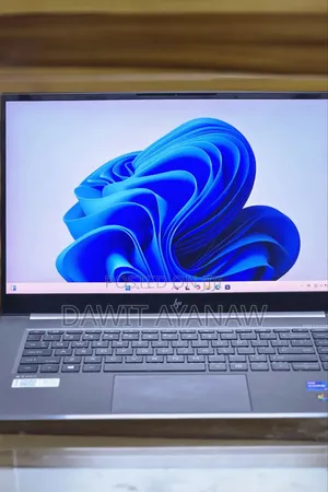 New Laptop HP ZBook 15 16GB Intel Core I7 SSD 512GB