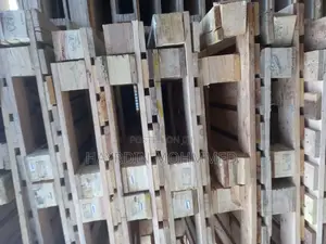 Photo - Yasmin Jamal Palltes Seller