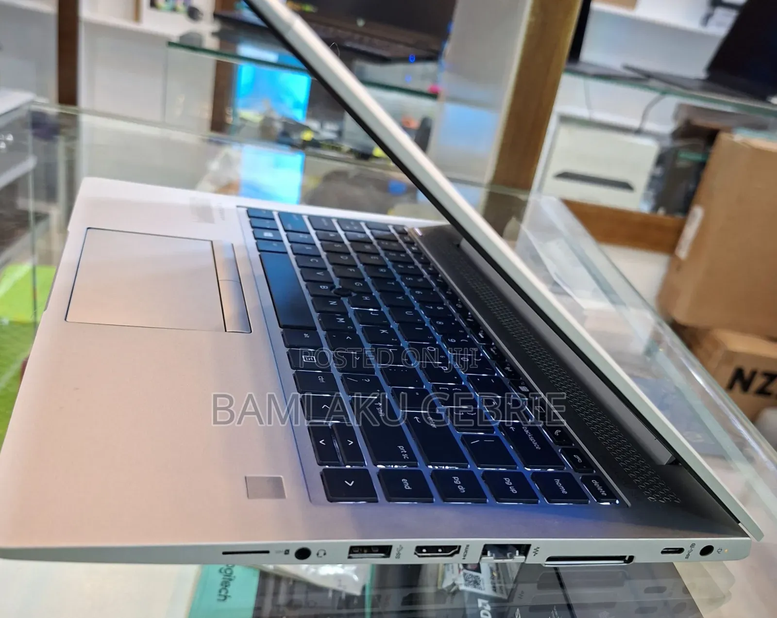 New Laptop HP EliteBook 840 G5 16GB AMD Ryzen 7 SSD 512GB