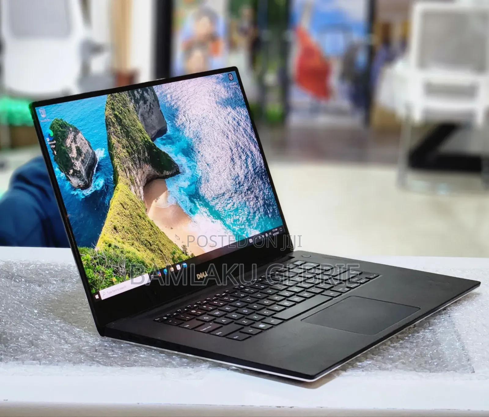 New Laptop Dell XPS 15 16GB Intel Core I7 SSD 512GB