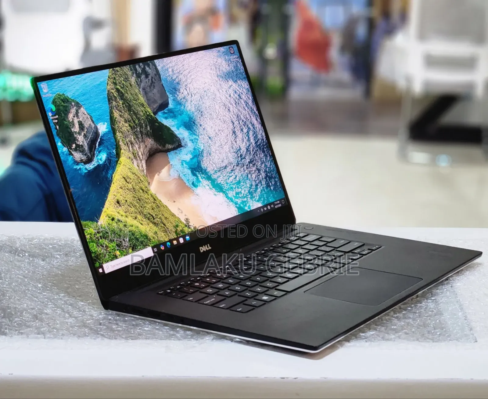 New Laptop Dell XPS 15 16GB Intel Core I7 SSD 512GB