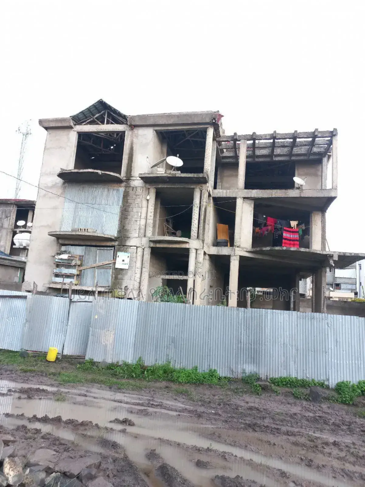 8bdrm House in Legetafo Area, Oromia-Finfinne for sale