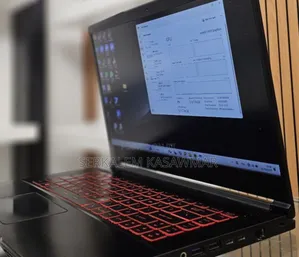 New Laptop MSI GF63 16GB Intel Core I7 SSD 1T