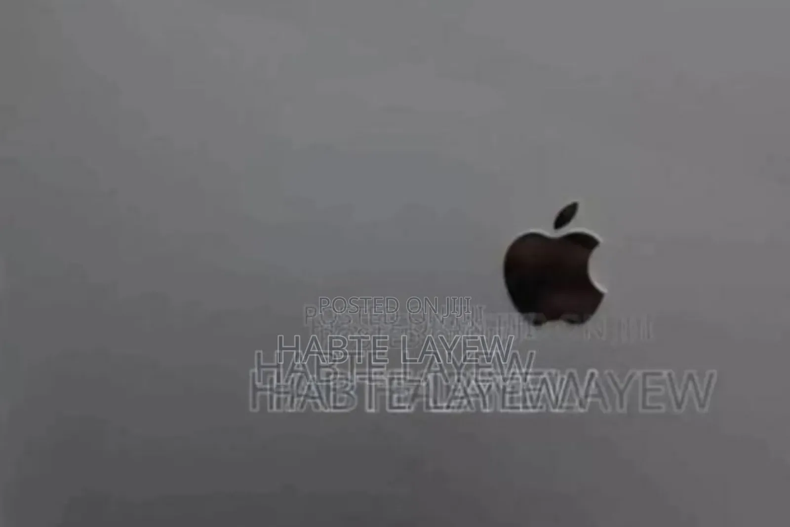 New Laptop Apple MacBook Pro 2018 32GB Intel Core i9 SSD 1T