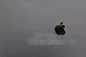 New Laptop Apple MacBook Pro 2018 32GB Intel Core i9 SSD 1T