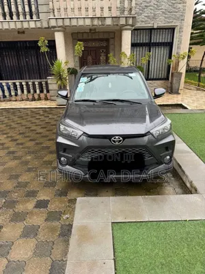 Photo - Toyota Raize 2023 Black